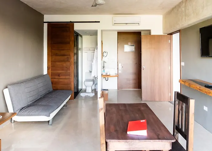 Hotel Sunday 52, 4*